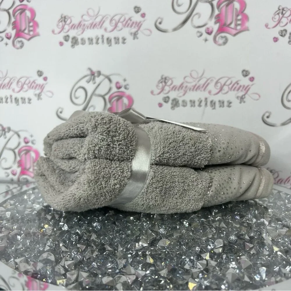 2 set hand towels bling rhinestone silver grey  Towel Set with Silver Ribbon